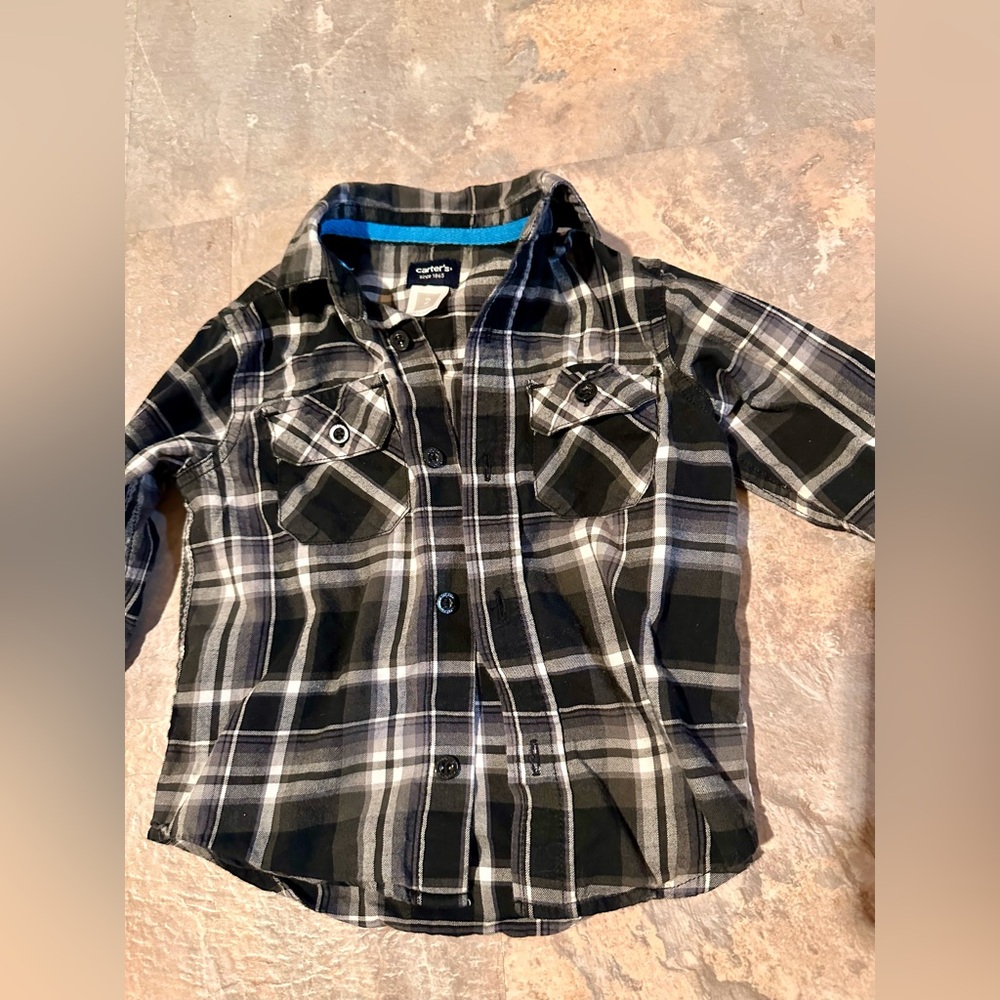 2T button up bundle - Picture 5 of 6